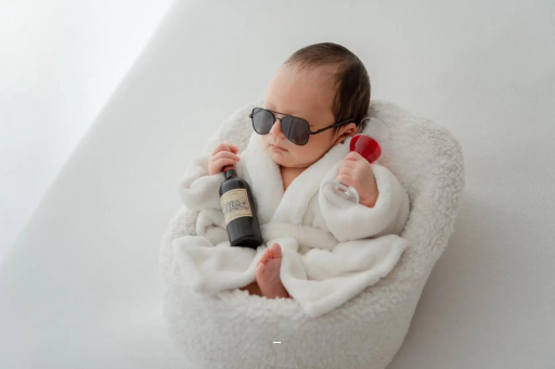 德宏宝宝被蜜蜂蛰了 德宏宝宝被蜜蜂蛰了